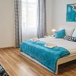 Stylish 2Br Stay By Schloss Belvedere & Rennweg