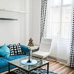 Stylish 2Br Stay By Schloss Belvedere & Rennweg